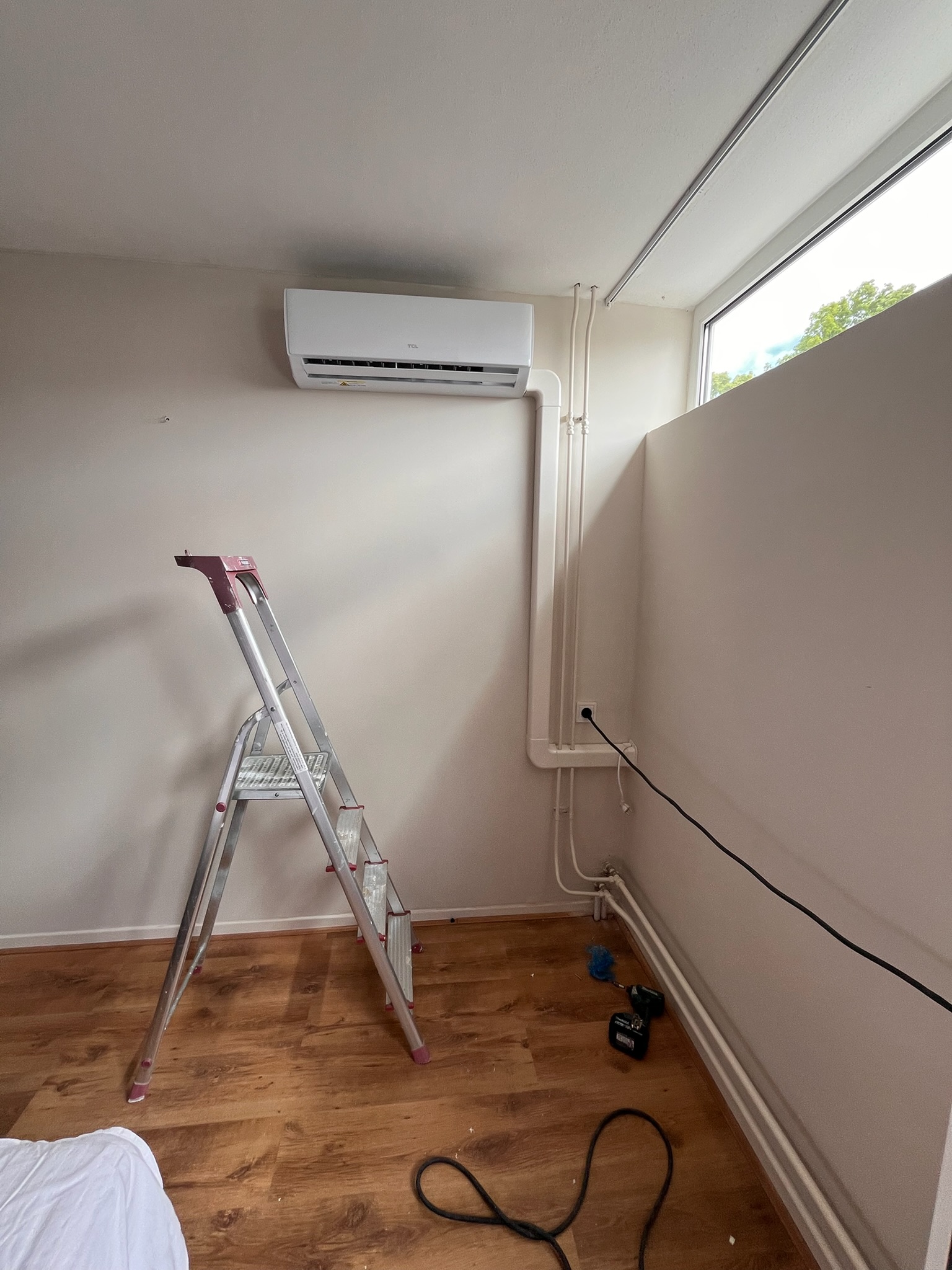 Installatie in uitvoering — leidingwerk
