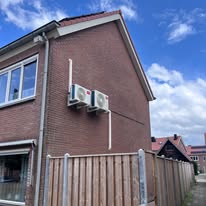 LG multi-split buitenunits zijgevel — 's-Hertogenbosch